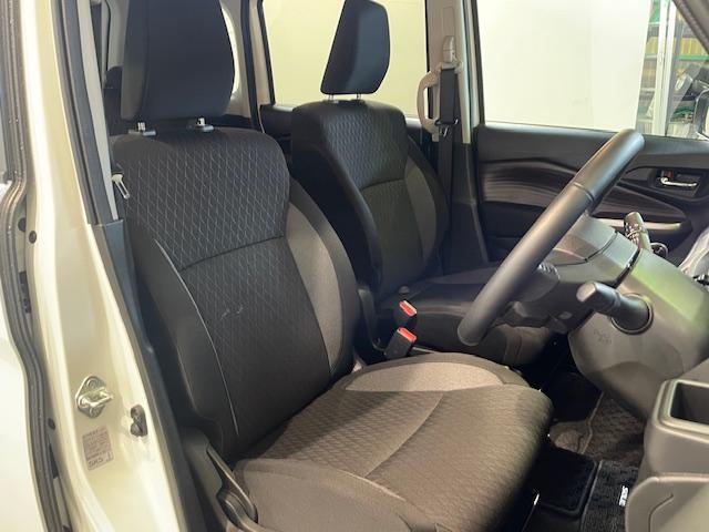 ソリオバンディット ハイブリッドＭＶ　４ＷＤ　全方位モニター付きメモリーナビ　フルセグ　スズキコネクト対応車　両側パワースライドドア　ＬＥＤヘッドライト　シートヒーター　コーナーセンサー　スズキセーフティサポート　Ｂｌｕｅｔｏｏｔｈ（36枚目）