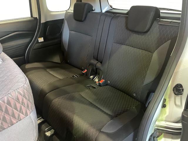 ソリオバンディット ハイブリッドＭＶ　４ＷＤ　全方位モニター付きメモリーナビ　フルセグ　スズキコネクト対応車　両側パワースライドドア　ＬＥＤヘッドライト　シートヒーター　コーナーセンサー　スズキセーフティサポート　Ｂｌｕｅｔｏｏｔｈ（39枚目）