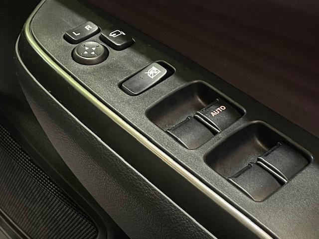 ソリオバンディット ハイブリッドＭＶ　４ＷＤ　全方位モニター付きメモリーナビ　フルセグ　スズキコネクト対応車　両側パワースライドドア　ＬＥＤヘッドライト　シートヒーター　コーナーセンサー　スズキセーフティサポート　Ｂｌｕｅｔｏｏｔｈ（30枚目）