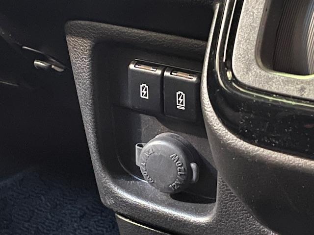 ソリオバンディット ハイブリッドＭＶ　４ＷＤ　全方位モニター付メモリーナビ　フルセグ　Ｂｌｕｅｔｏｏｔｈ　両側パワースライドドア　コーナーセンサー　ＥＴＣ　アダプティブクルーズコントロール　シートヒーター　ＬＥＤヘッドライト（29枚目）