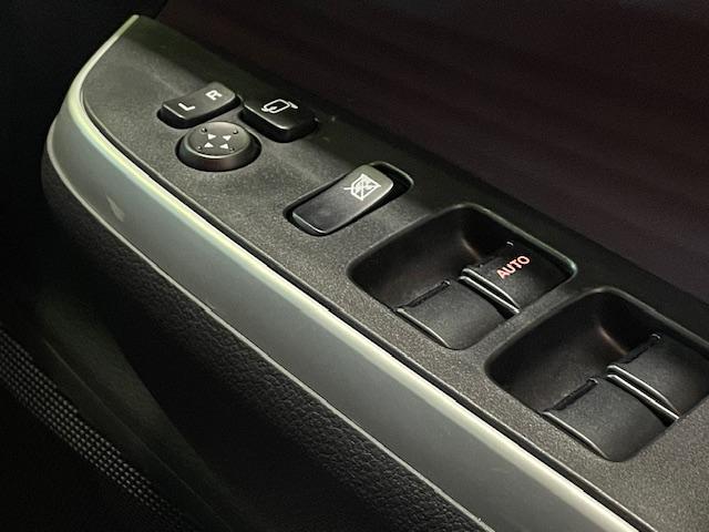 ソリオバンディット ハイブリッドＭＶ　４ＷＤ　全方位モニター付メモリーナビ　フルセグ　Ｂｌｕｅｔｏｏｔｈ　両側パワースライドドア　コーナーセンサー　ＥＴＣ　アダプティブクルーズコントロール　シートヒーター　ＬＥＤヘッドライト（30枚目）