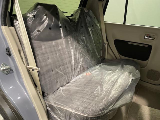 アルトラパンLC ハイブリッドX 4WD スズキコネクト対応車 登録済未使用車 全方位パッケージ オートライト シートヒーター プッシュスタート ステアリングリモコン スズキセーフティ 14インチ純正アルミ Cタイプ充電ソケット(28枚目)