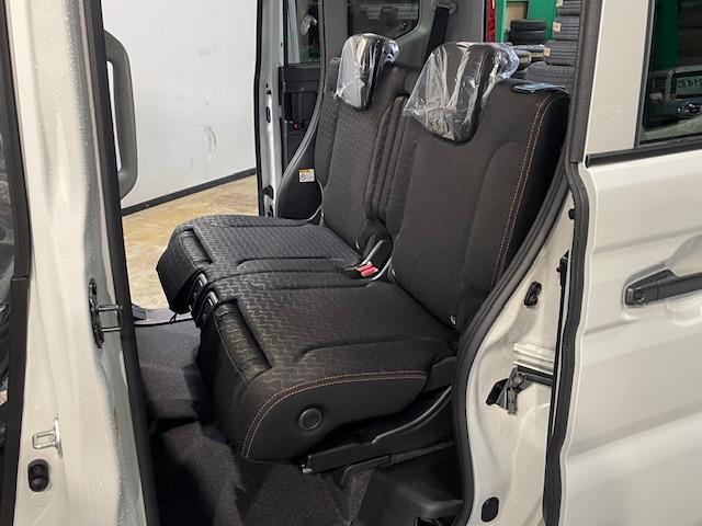 スペーシアギア ハイブリッドＸＺ　ハイブリッドＸＺスズキコネクト／純正９型ナビ／全方位カメラ／フルセグＴＶ／両側パワースライドドア／ＬＥＤヘッドライト＆フォグ／禁煙車／プッシュスタート／スマートキー／前席シートヒーター登録済み未使用（15枚目）