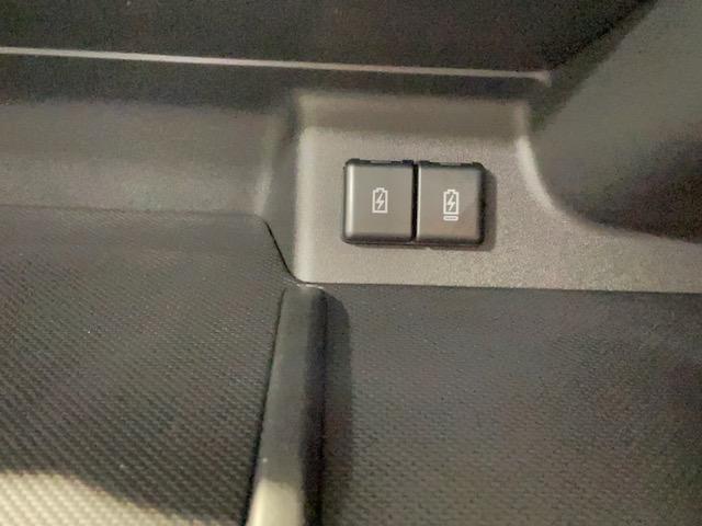 スペーシアギア ハイブリッドＸＺ　ハイブリッドＸＺスズキコネクト／純正９型ナビ／全方位カメラ／フルセグＴＶ／両側パワースライドドア／ＬＥＤヘッドライト＆フォグ／禁煙車／プッシュスタート／スマートキー／前席シートヒーター登録済み未使用（37枚目）