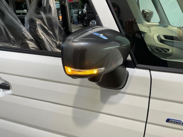 スペーシアギア ハイブリッドＸＺ　ハイブリッドＸＺスズキコネクト／純正９型ナビ／全方位カメラ／フルセグＴＶ／両側パワースライドドア／ＬＥＤヘッドライト＆フォグ／禁煙車／プッシュスタート／スマートキー／前席シートヒーター登録済み未使用（42枚目）