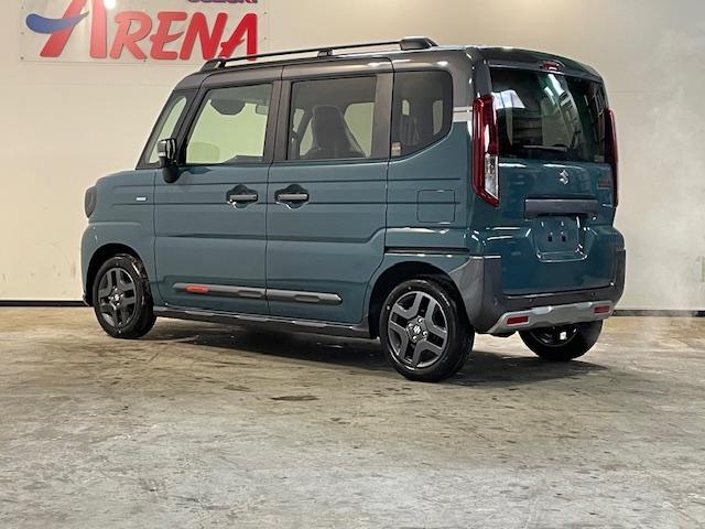 スペーシアギア ハイブリッドＸＺ　ターボ　スズキコネクト／純正９型ナビ／全方位カメラ／フルセグＴＶ／両側パワースライドドア／ＬＥＤヘッドライト＆フォグ／禁煙車／プッシュスタート／スマートキー／前席シートヒーター（6枚目）