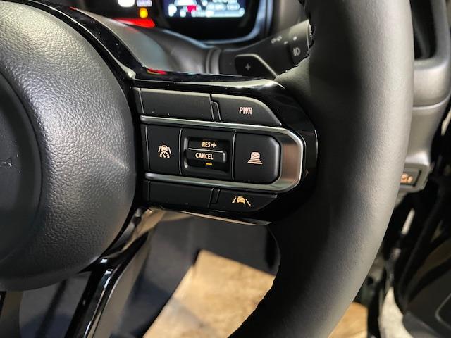 �V���[���[�����ɂ̓L�b�Y�X�y�[�X�����������Ƒ��F�l�ł����X�������܂��i�O�n�O�j�@�������A�[�������܂ł��Ԃ����I�щ�������