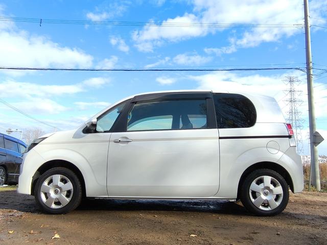 スペイド Ｇ　４ＷＤ　パワースライドドア　フルセグ　バックカメラ　ＥＴＣ　ＨＩＤ　シートヒーター　オートエアコン　プッシュスタート　スマートキー　１年間距離無制限保証（6枚目）