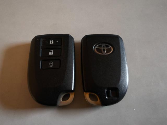 スペイド Ｇ　４ＷＤ　パワースライドドア　フルセグ　バックカメラ　ＥＴＣ　ＨＩＤ　シートヒーター　オートエアコン　プッシュスタート　スマートキー　１年間距離無制限保証（32枚目）