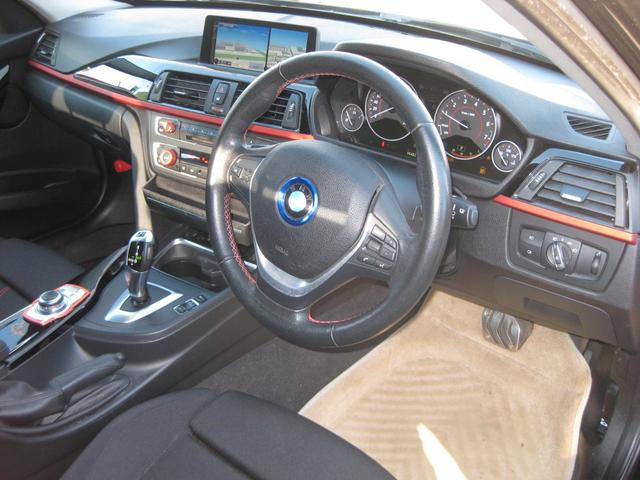 ３シリーズ ３２０ｉ　ｘＤｒｉｖｅ　スポーツ（3枚目）