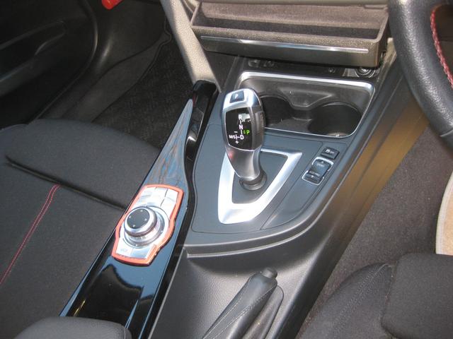 ３シリーズ ３２０ｉ　ｘＤｒｉｖｅ　スポーツ（5枚目）