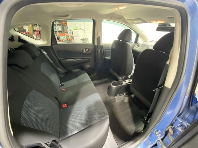 X エマージェンシーブレーキパッケージ ワンオーナー 禁煙車 2駆 純正ナビ フルセグTV CD DVD再生 Bluetooth USB バックカメラ ドライブレコーダー ETC 電動格納ミラー 衝突軽減 横滑り防止 レベライザー(13枚目)