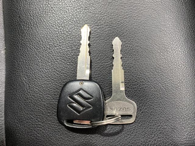クロスアドベンチャーXC 禁煙車 社外SDナビ CD DVD USB 駆動切替 ETC フルフラット 社外16インチアルミホイール キーレス シートヒーター 革シート 電動格納ミラー(18枚目)