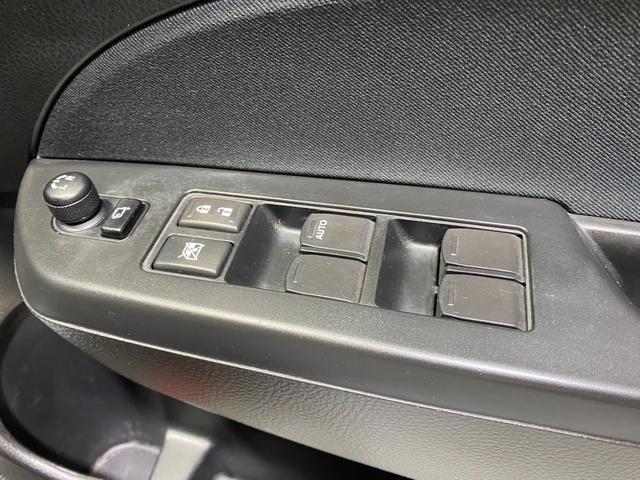 XL ワンオナ 禁煙車 社外SDナビ CD DVD USB フルセグTV エンジンスターター 前後ドライブレコーダー シートヒーター 電動格納ミラー スマートキー フルフラット 純正16インチアルミホイール(22枚目)