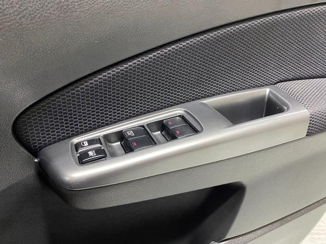 2.0i-S ワンオーナー 禁煙車 社外SDナビ CD DVD Bluetooth フルセグTV バックカメラ ネンジンスター 3列シート フルフラット キーレス 電格ミラー 純正16インチアルミ 横滑り防止(21枚目)