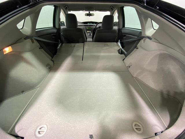 S ワンオーナー 禁煙車 FF2駆 純正オーディオ CD AUX アイストップ 電格ミラー エンジンスターター 横滑り防止 フルフラット デアイサー シートリフター スマートキー 社外15インチアルミ(15枚目)