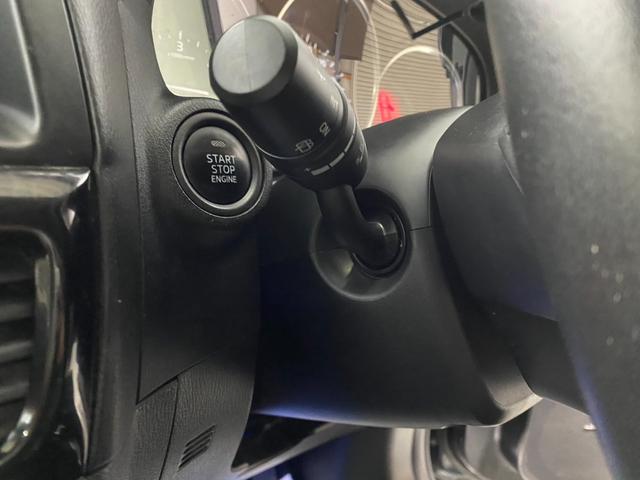 XD Lパッケージ サンルーフ 革シート ナビ フルセグTV Bluetooth バックカメラ USB クルーズコントロール クリアランスソナー ETC RVM AFS アイストップ シートヒーター 電動シート 禁煙(25枚目)
