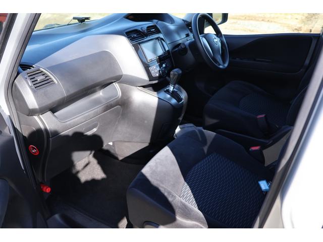 セレナ ２０Ｓ　４ＷＤ　ＴＶ　検２年（17枚目）