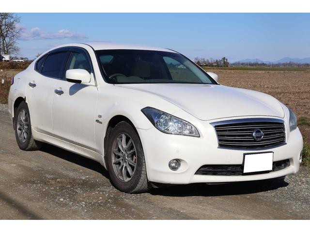 フーガハイブリッド ベースグレード　検２年　買取直販　バックモニター（3枚目）