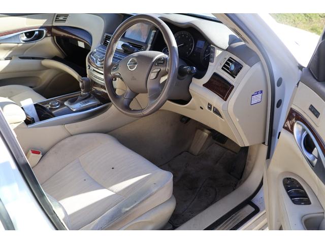 フーガハイブリッド ベースグレード　検２年　買取直販　バックモニター（10枚目）