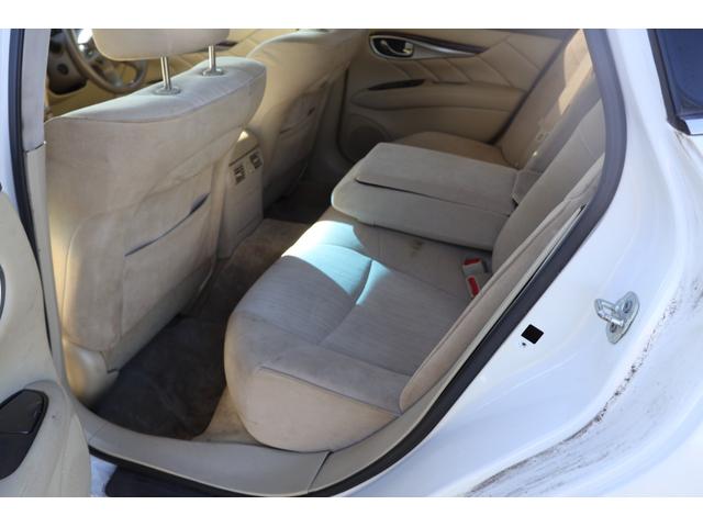 フーガハイブリッド ベースグレード　検２年　買取直販　バックモニター（16枚目）