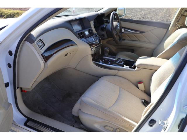 フーガハイブリッド ベースグレード　検２年　買取直販　バックモニター（17枚目）