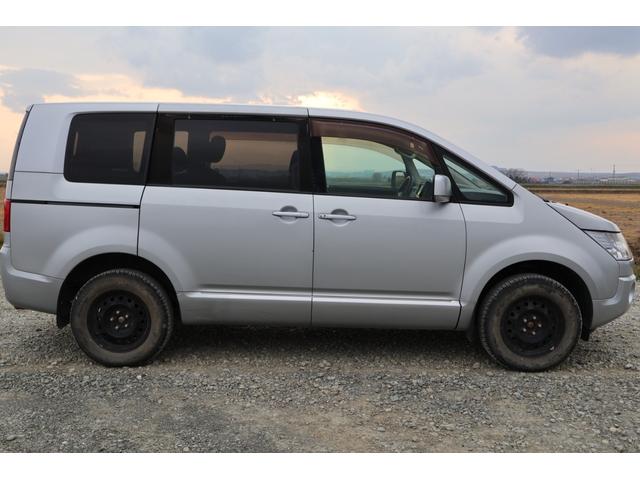 デリカD:5 M 4WD 片側電動スライドドア スマートキー(4枚目)