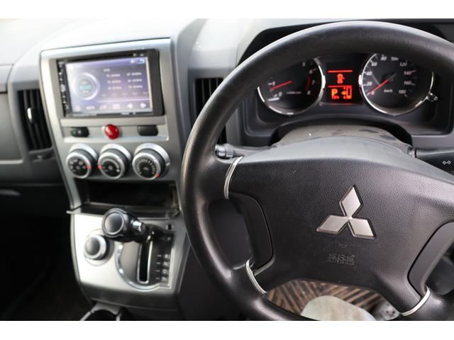 デリカD:5 M 4WD 片側電動スライドドア スマートキー(11枚目)