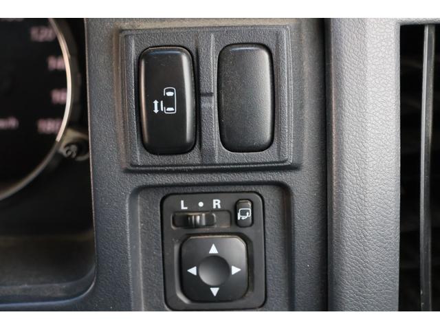 デリカD:5 M 4WD 片側電動スライドドア スマートキー(15枚目)