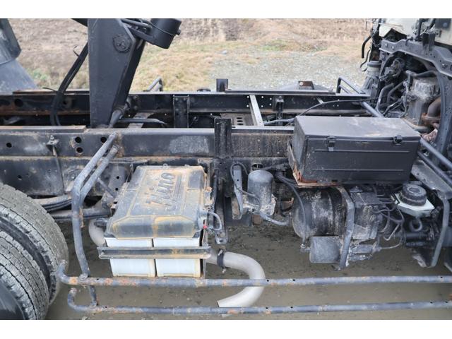 ヒノレンジャー ダンプ　スタッドレス（12枚目）