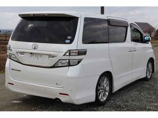 ヴェルファイア ２．４Ｚ　プラチナムセレクション　検２年　両側電動スライドドア　キャプテンシート（8枚目）