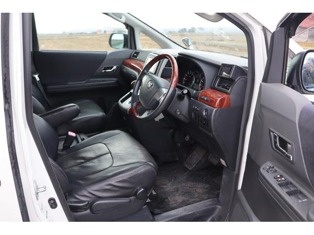 ヴェルファイア ２．４Ｚ　プラチナムセレクション　検２年　両側電動スライドドア　キャプテンシート（11枚目）