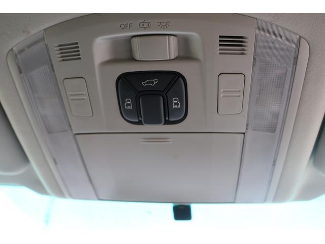 ヴェルファイア ２．４Ｚ　プラチナムセレクション　検２年　両側電動スライドドア　キャプテンシート（14枚目）