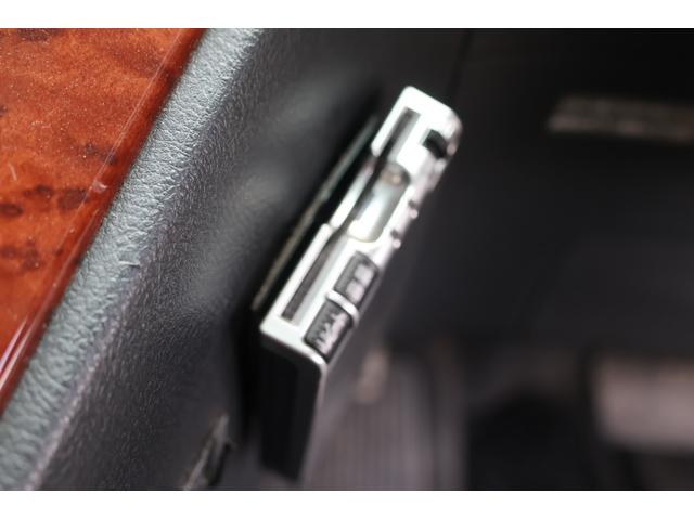 ヴェルファイア ２．４Ｚ　プラチナムセレクション　検２年　両側電動スライドドア　キャプテンシート（17枚目）