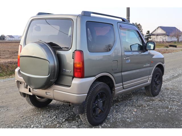 ジムニー ランドベンチャー　検２年　　リビルトタービン交換後未走行　社外ホイール　ハーフレザー（3枚目）