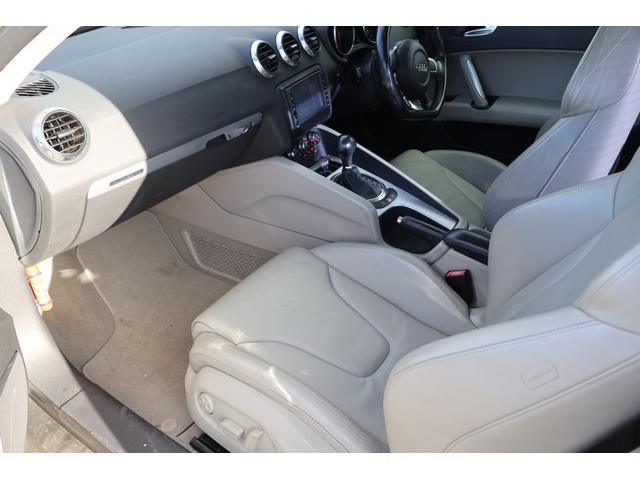 TTクーペ 3.2クワトロ 検2年 パドルシフト ETC ドラレコ HDD 革シート バックモニター キーレス 社外ホイール 地デジ(23枚目)