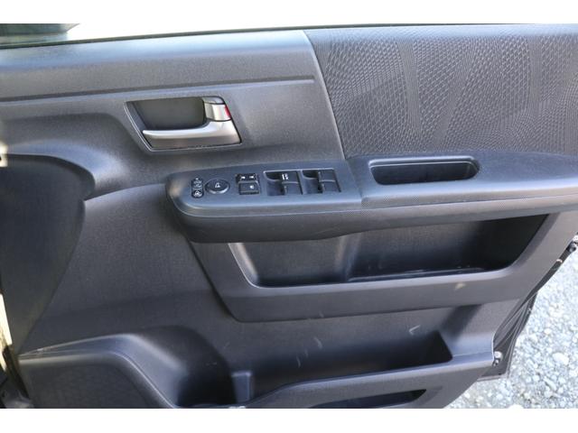 ステップワゴンスパーダ クールスピリット　検２年　両側電動スライドドア　ＥＴＣ　パドルシフト　バックモニター（12枚目）