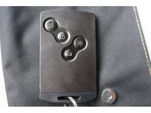 メガーヌ ＧＴライン　買取直販　クルコン　カードキー（24枚目）