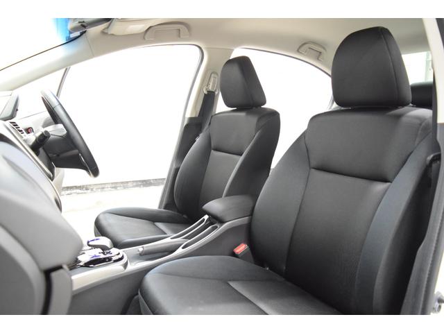 グレイス ハイブリッドLX 4WD 1年保証/走行無制限 事故歴なし 修復歴なし 純正Gathersナビ 寒冷地仕様 LEDヘッドL クルコン シートヒーター エンジンプッシュスタート ETC ステアリングスイッチ ECON(21枚目)