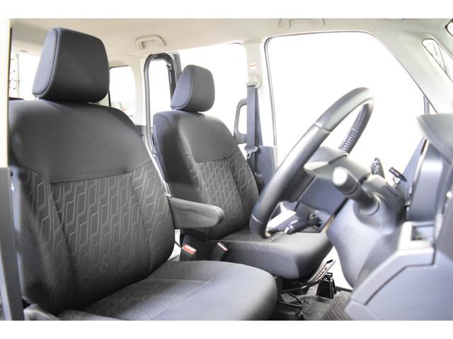タンク カスタムＧ　４ＷＤ　２年保証／走行無制限　事故歴なし　修復歴なし　ワンオーナー　寒冷地仕様　社外９インチデカナビ　クルコン　両側Ｐスラ　全周囲カメラ　ＬＥＤヘッドＬ　シートヒーター　ビルトインＥＴＣ　純正エンスタ（22枚目）