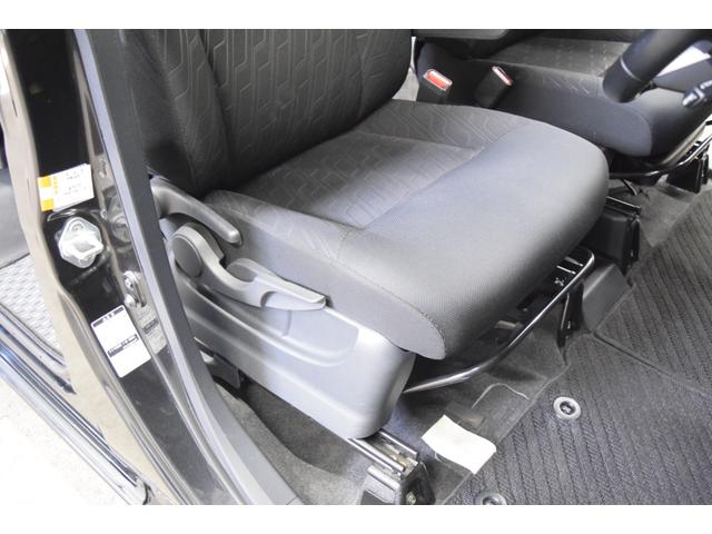 タンク カスタムＧ　４ＷＤ　２年保証／走行無制限　事故歴なし　修復歴なし　ワンオーナー　寒冷地仕様　社外９インチデカナビ　クルコン　両側Ｐスラ　全周囲カメラ　ＬＥＤヘッドＬ　シートヒーター　ビルトインＥＴＣ　純正エンスタ（70枚目）