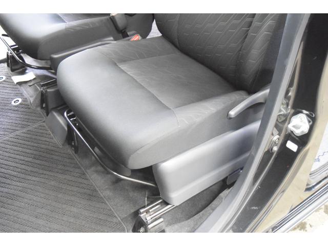 タンク カスタムＧ　４ＷＤ　２年保証／走行無制限　事故歴なし　修復歴なし　ワンオーナー　寒冷地仕様　社外９インチデカナビ　クルコン　両側Ｐスラ　全周囲カメラ　ＬＥＤヘッドＬ　シートヒーター　ビルトインＥＴＣ　純正エンスタ（72枚目）