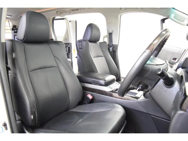 ヴェルファイアハイブリッド ＺＲ　Ｇエディション　４ＷＤ　１年保証／走行無制限　事故歴なし　修復歴なし　モデリスタフルエアロ　純正ＨＤＤナビ　後席Ｍ　黒革　トヨタプレミアムサウンド　Ｐバックドア　両側Ｐスラ　ツインＳルーフ　寒冷地仕様　社外エンスタ（3枚目）