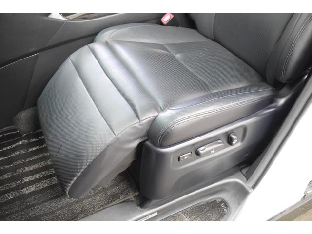 ヴェルファイアハイブリッド ＺＲ　Ｇエディション　４ＷＤ　１年保証／走行無制限　事故歴なし　修復歴なし　モデリスタフルエアロ　純正ＨＤＤナビ　後席Ｍ　黒革　トヨタプレミアムサウンド　Ｐバックドア　両側Ｐスラ　ツインＳルーフ　寒冷地仕様　社外エンスタ（33枚目）