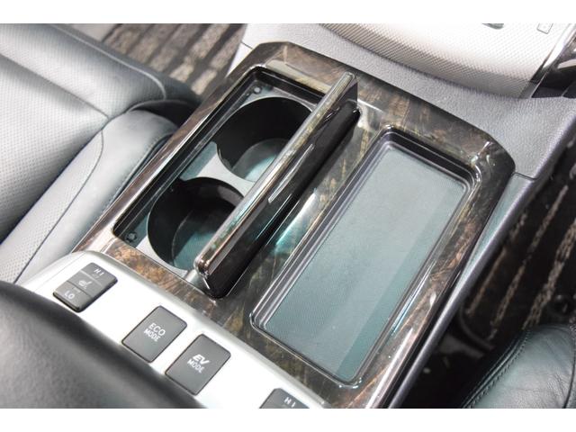 ヴェルファイアハイブリッド ＺＲ　Ｇエディション　４ＷＤ　１年保証／走行無制限　事故歴なし　修復歴なし　モデリスタフルエアロ　純正ＨＤＤナビ　後席Ｍ　黒革　トヨタプレミアムサウンド　Ｐバックドア　両側Ｐスラ　ツインＳルーフ　寒冷地仕様　社外エンスタ（54枚目）