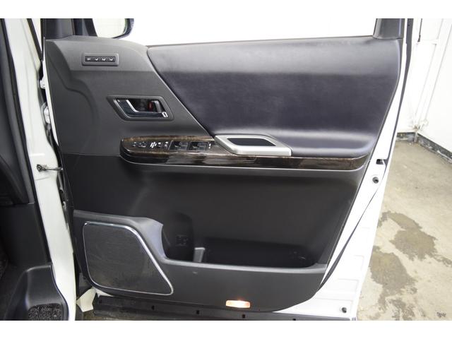 ヴェルファイアハイブリッド ＺＲ　Ｇエディション　４ＷＤ　１年保証／走行無制限　事故歴なし　修復歴なし　モデリスタフルエアロ　純正ＨＤＤナビ　後席Ｍ　黒革　トヨタプレミアムサウンド　Ｐバックドア　両側Ｐスラ　ツインＳルーフ　寒冷地仕様　社外エンスタ（80枚目）