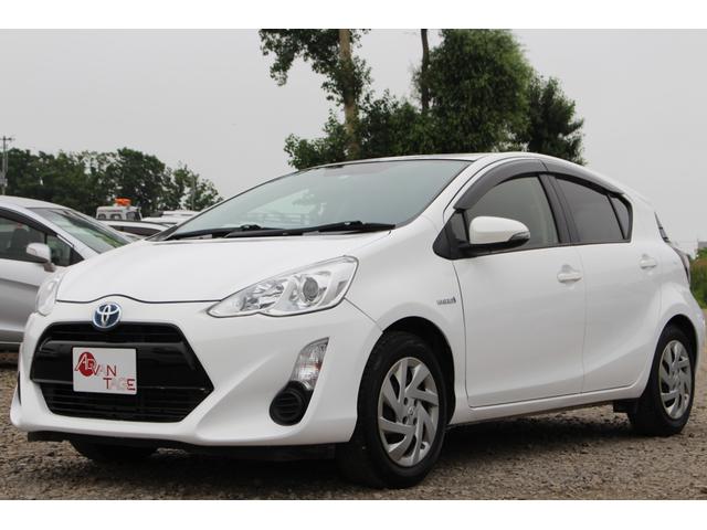 S 車検整備付き 本州仕入 純正ナビ Bカメラ 地デジ Bluetooth Pスタート 夏冬タイヤ付き Tチェーン車(4枚目)