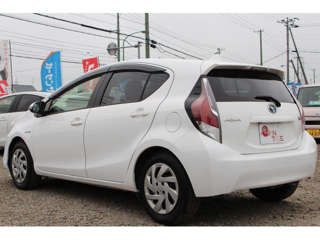 S 車検整備付き 本州仕入 純正ナビ Bカメラ 地デジ Bluetooth Pスタート 夏冬タイヤ付き Tチェーン車(16枚目)