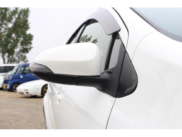 S 車検整備付き 本州仕入 純正ナビ Bカメラ 地デジ Bluetooth Pスタート 夏冬タイヤ付き Tチェーン車(44枚目)