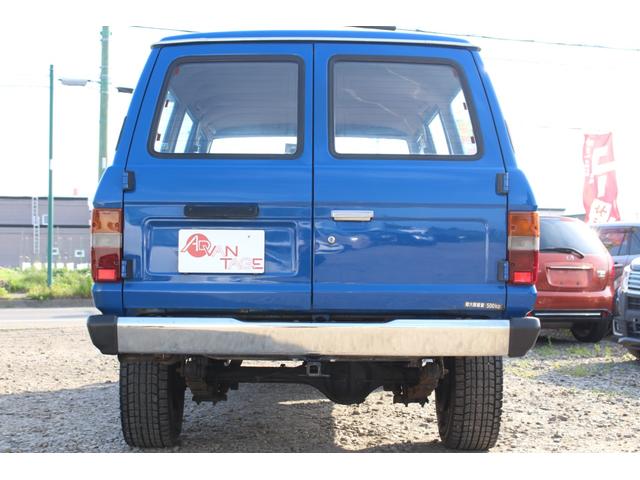 GX 車検整備付き 4WD 5MT 丸目ライト 観音開き 1ナンバー 前後デフロック 夏冬タイヤ付き(13枚目)